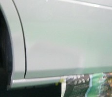 トヨタ・アルファードの鈑金修理事例のサムネイル